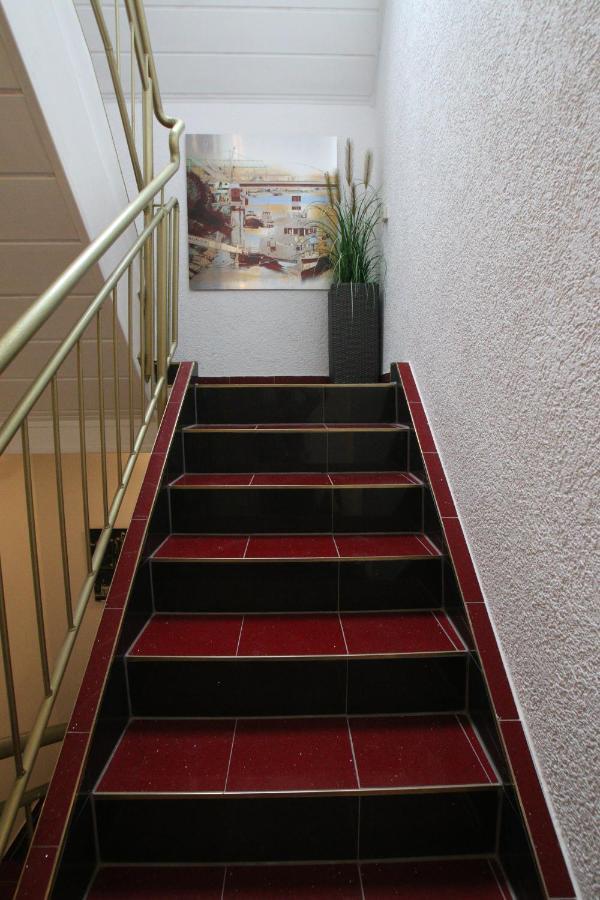 Gaestehaus Kronenstrasse شفيتزينجين المظهر الخارجي الصورة